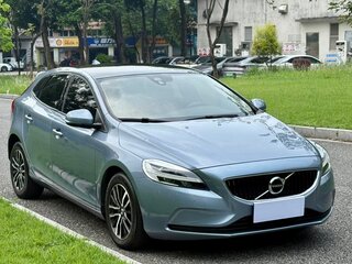 2019 Volvo V40 II Рестайлинг, голубой, 1080000 рублей, вид 1