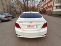2015 Hyundai Solaris I Рестайлинг, белый, 660000 рублей - вид 5