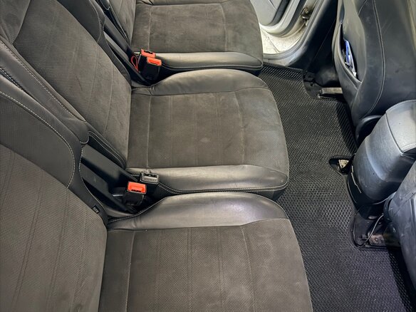 2010 Ford S-MAX I Рестайлинг, серебристый, 1150000 рублей - вид 13