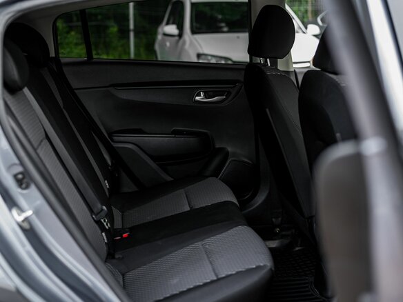 2018 Kia Rio X-Line IV, серый - вид 11