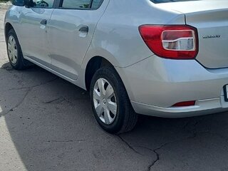 2017 Renault Logan II, серый, 990000 рублей, вид 4