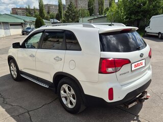 2012 Kia Sorento II Рестайлинг, белый, 1530000 рублей, вид 1
