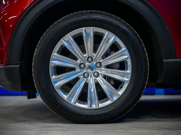2019 Ford Explorer VI, красный, 3695000 рублей - вид 9