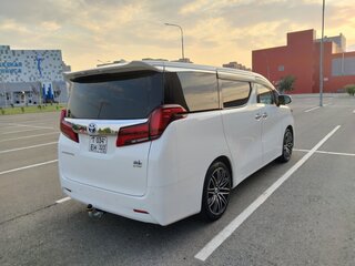 2021 Toyota Alphard III Рестайлинг, белый, 5500000 рублей, вид 5