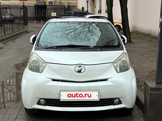 2009 Toyota iQ, белый, 590000 рублей, вид 1