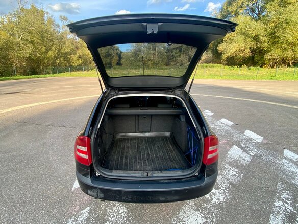 2008 Skoda Octavia II (A5), чёрный, 750000 рублей - вид 10