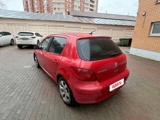 2006 Peugeot 307 I Рестайлинг, красный, 320000 рублей, вид 4