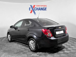 2012 Chevrolet Aveo II, чёрный, 435000 рублей, вид 4