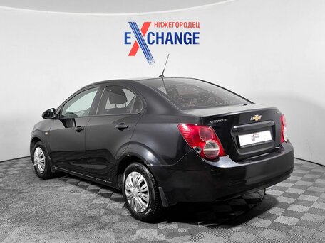 2012 Chevrolet Aveo II, чёрный, 419000 рублей, вид 5
