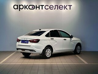 2023 Lada (ВАЗ) Vesta I Рестайлинг (NG), белый, 1137000 рублей, вид 2
