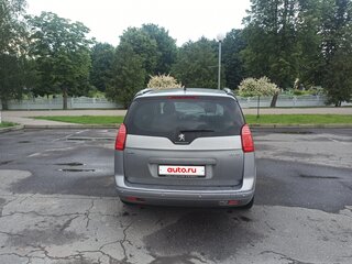 2016 Peugeot 5008 I Рестайлинг, серебристый, 1370436 рублей, вид 5