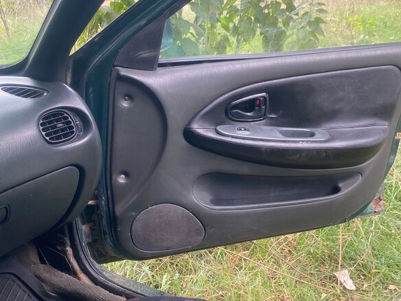 1998 Hyundai Elantra II (J2, J3), зелёный - вид 6