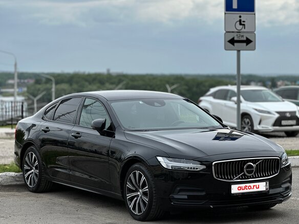 2020 Volvo S90 II Рестайлинг, чёрный