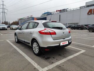 2014 Renault Megane III Рестайлинг 2, серый, 750000 рублей, вид 5