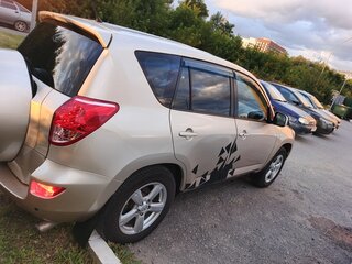 2007 Toyota RAV4 III (XA30), бежевый, 800000 рублей, вид 3