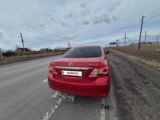 2011 Toyota Corolla X (E140, E150) Рестайлинг, красный, 850000 рублей, вид 5