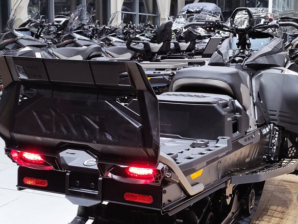 2026 BRP Lynx Brutal RE 900, чёрный, 3240000 рублей - вид 13