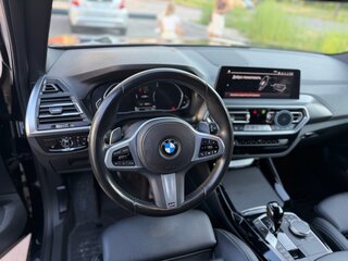 2022 BMW X3 20i xDrive III (G01) Рестайлинг, чёрный, 5800000 рублей, вид 3