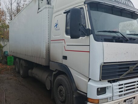 1999 Volvo FH, белый, 2000000 рублей, вид 2