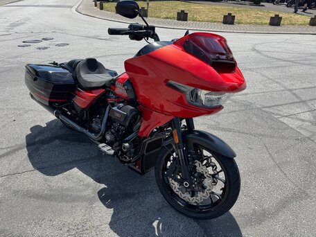 2026 Harley-Davidson CVO Road Glide ST, чёрный, 5199000 рублей, вид 5