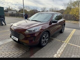2021 Ford Escape IV, красный, 2050000 рублей, вид 1
