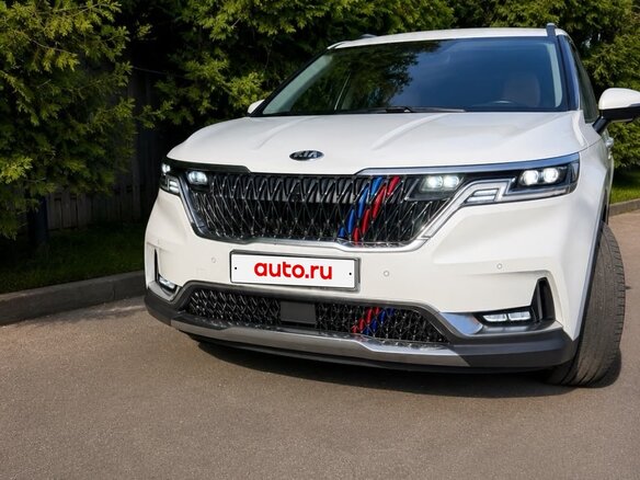 2021 Kia Carnival IV, белый - вид 2
