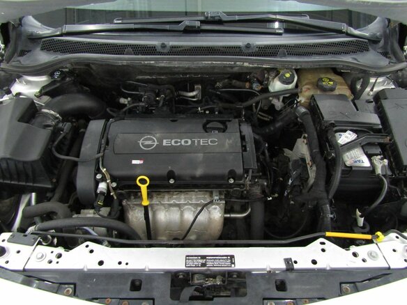 2011 Opel Astra J, серебристый - вид 18