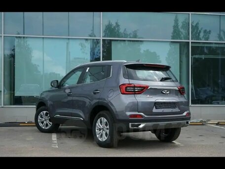 2024 Chery Tiggo 4 Pro I Рестайлинг, серый, 1800000 рублей, вид 3