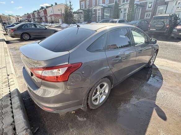 2012 Ford Focus III, серый, 650000 рублей - вид 5