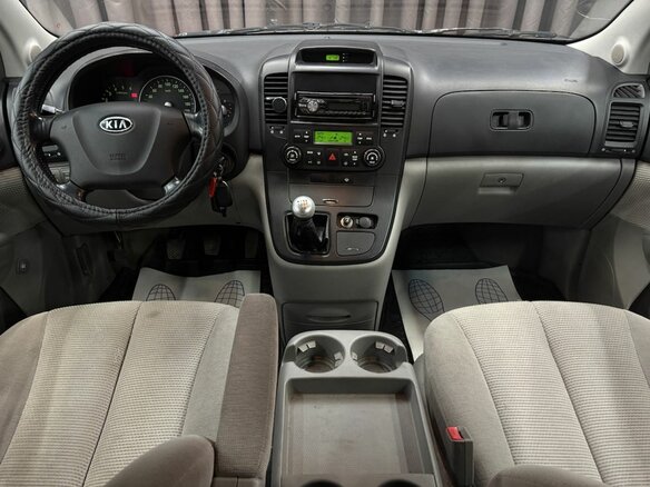 2007 Kia Carnival Grand II, серебристый, 599900 рублей - вид 12