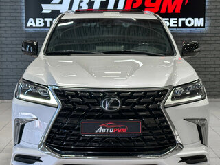 2016 Lexus LX 570 III Рестайлинг 2, белый, 7680000 рублей, вид 4