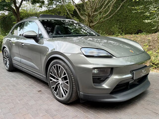 2025 Porsche Macan 4 II, зелёный, 12200000 рублей, вид 3
