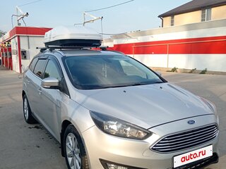 2017 Ford Focus III Рестайлинг, серебристый, 1300000 рублей, вид 2
