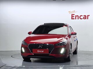 2017 Hyundai i30 III, красный, 1305000 рублей, вид 3