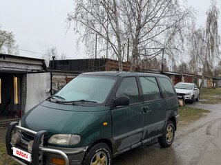 1997 Nissan Serena I (C23), зелёный, 420000 рублей, вид 1