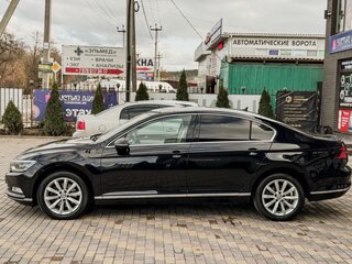 2016 Volkswagen Passat B8, чёрный, 2100000 рублей, вид 3