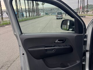 2013 Volkswagen Amarok Double Cab full-time I, серебристый, 2050000 рублей, вид 3