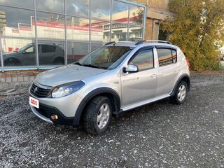 2013 Renault Sandero Stepway I, серый, 590000 рублей, вид 1