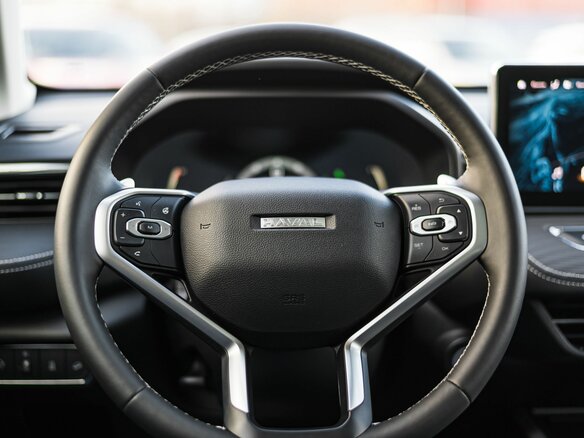 2024 Haval Jolion I Рестайлинг, серый, 2150000 рублей - вид 5