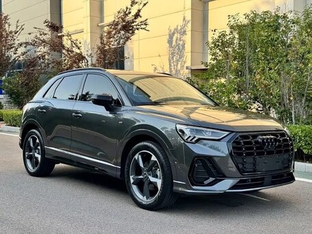 2023 Audi Q3 35 TFSI II (F3), серый, 3100000 рублей, вид 3