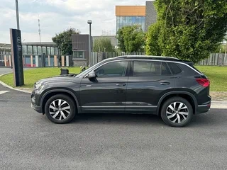 2020 Volkswagen Tayron I, серый, 1790000 рублей, вид 3