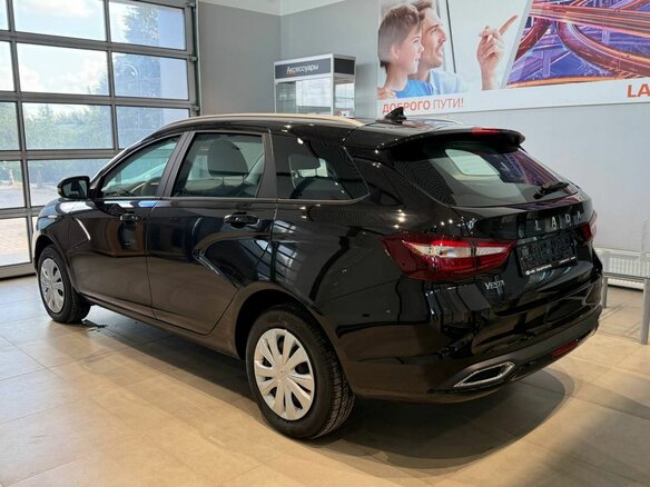 2025 Lada (ВАЗ) Vesta SW I Рестайлинг (NG), чёрный - вид 4