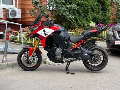 2022 Ducati Multistrada V4, красный, 1700000 рублей, вид 2