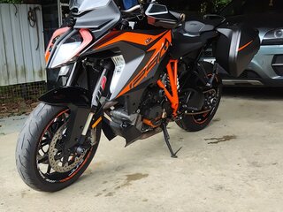 2019 KTM 1290 Super Duke GT, чёрный, 1370000 рублей, вид 2