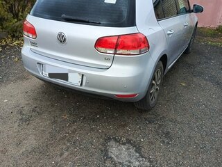 2009 Volkswagen Golf VI, серебристый, 800000 рублей, вид 3