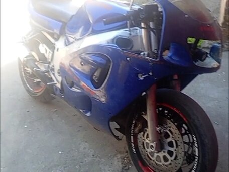 1997 Suzuki GSX-R 600, синий, 110000 рублей, вид 1