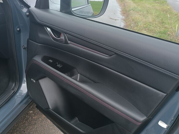 2023 Mazda CX-5 II Рестайлинг, серый, 2650000 рублей - вид 15