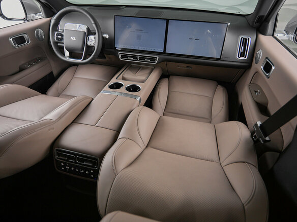 2025 Li Auto (Lixiang) L6 I, серебристый, 7848600 рублей - вид 19