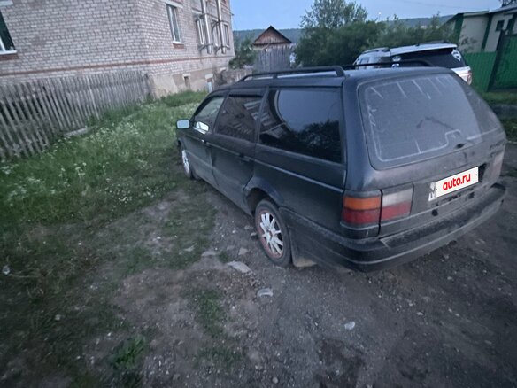 1992 Volkswagen Passat B3, синий, 180000 рублей - вид 4
