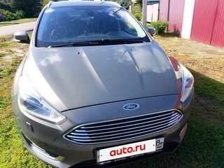 2017 Ford Focus III Рестайлинг, коричневый, 1100000 рублей, вид 3